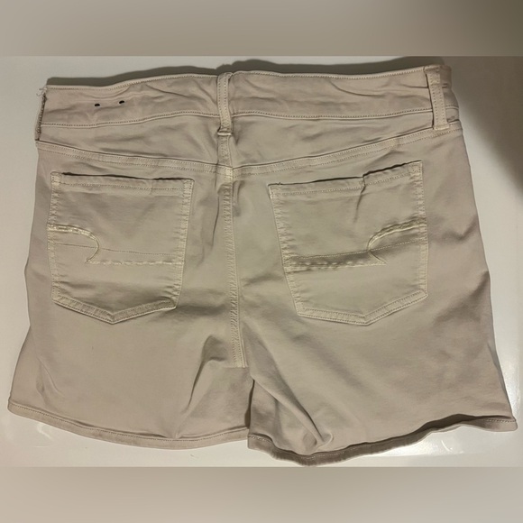 AMERICAN EAGLE khaki high waisted shorts - Picture 2 of 2
